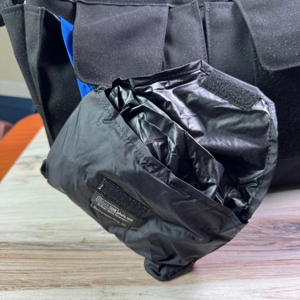 Think Tank Retrospective 30 Camera Messenger Bag Black Canvas Shoulder Strap